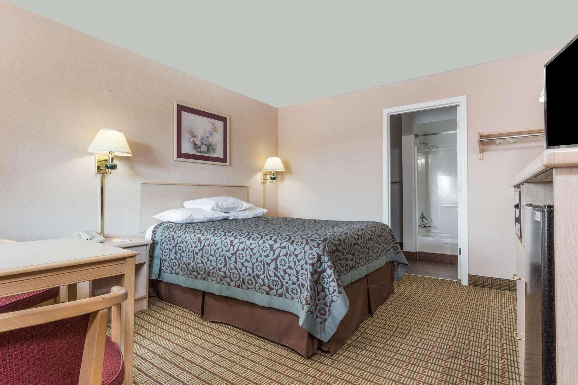 Days By Wyndham * Portland
