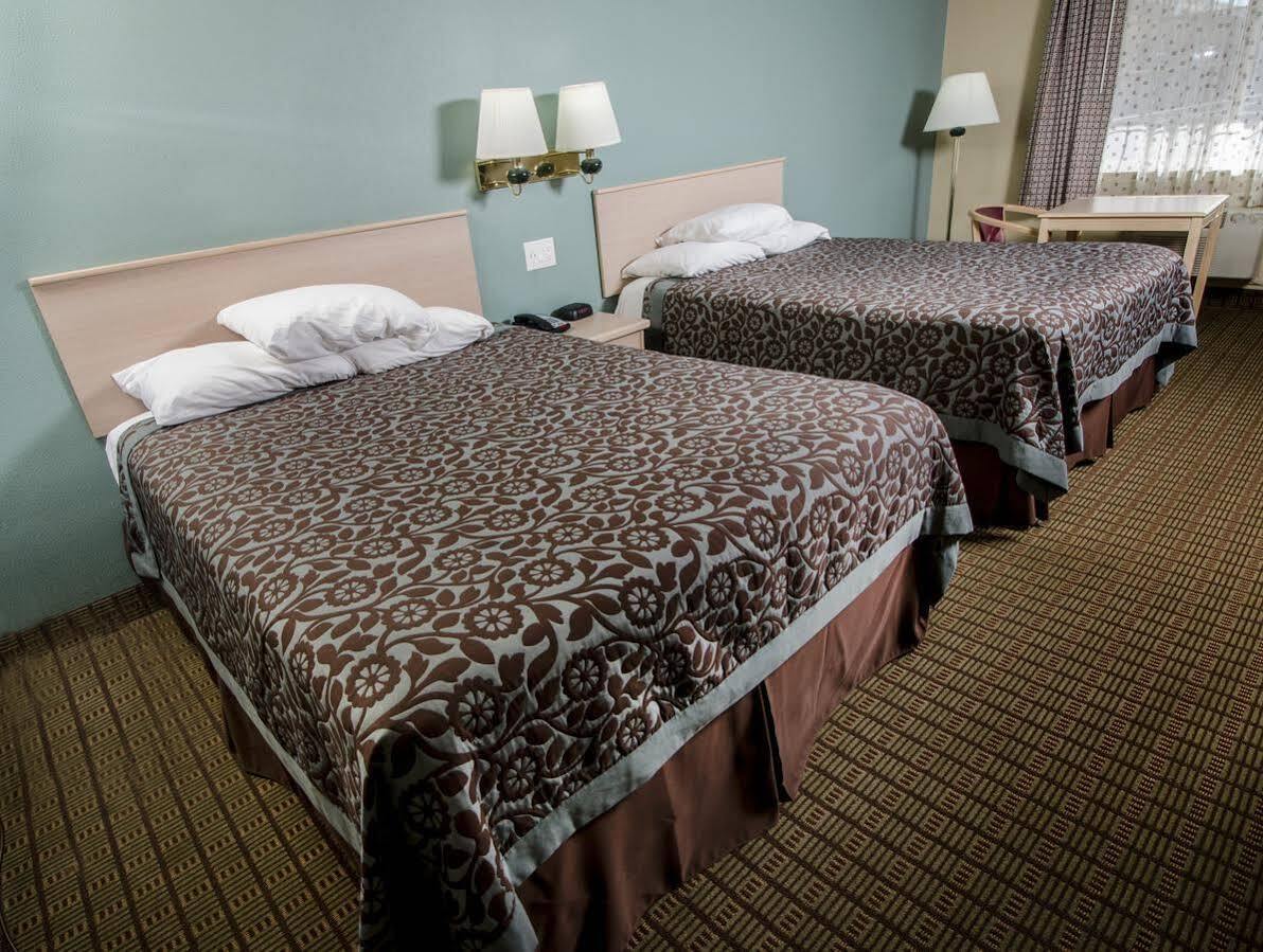 Days By Wyndham Hotel Portland